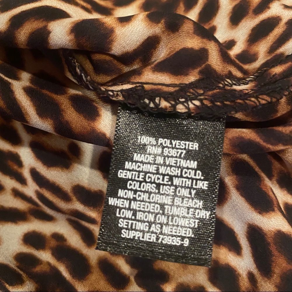 Worthington Leopard Print Top - Picture 10 of 10